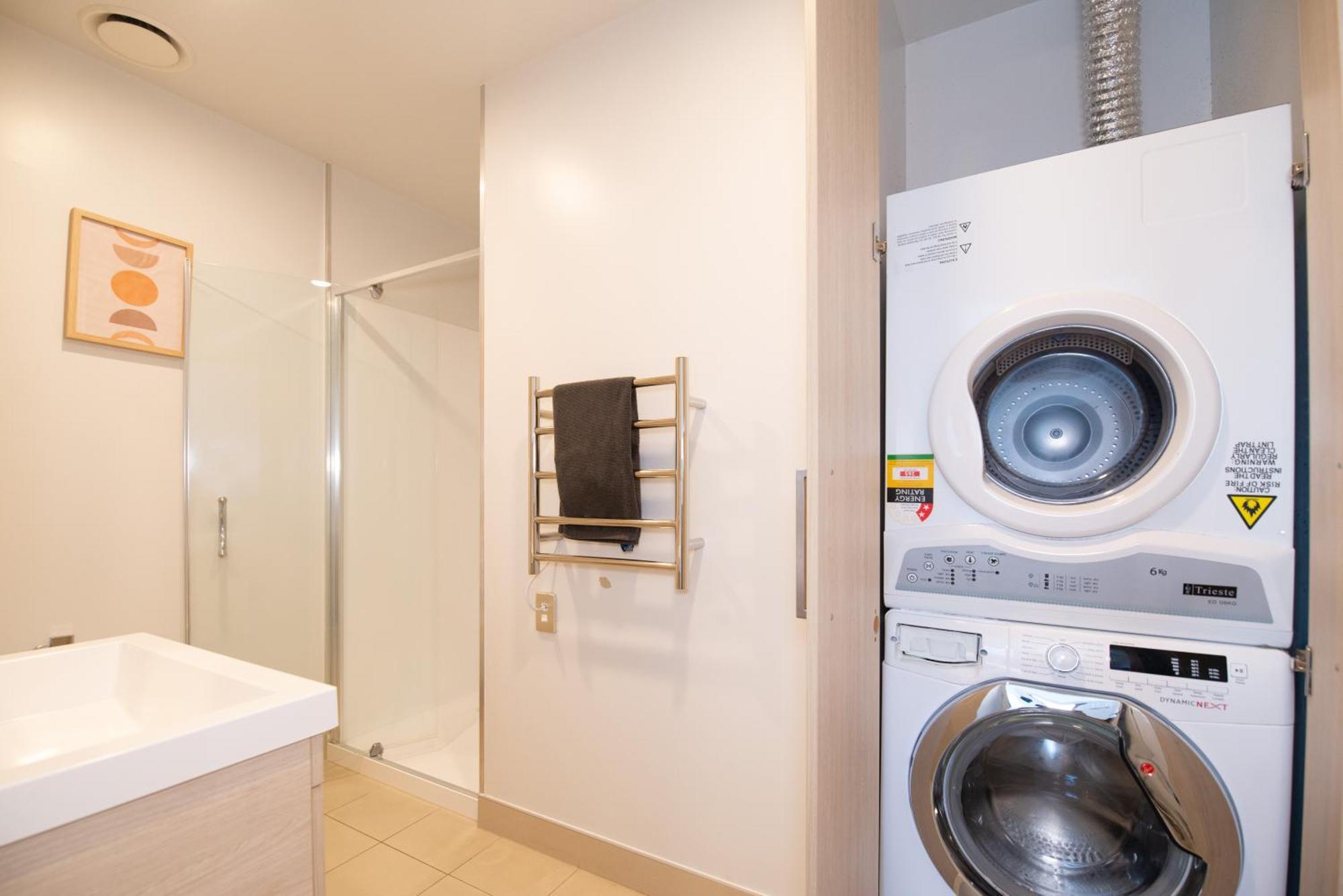 Apartment Gorgeous High Floor Skytower View 2 Bedroom In Cbd Auckland